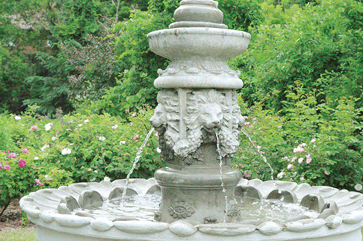 Inspired by the traditional Old English rose garden styles, fountains and statues complement the overall aesthetics.
