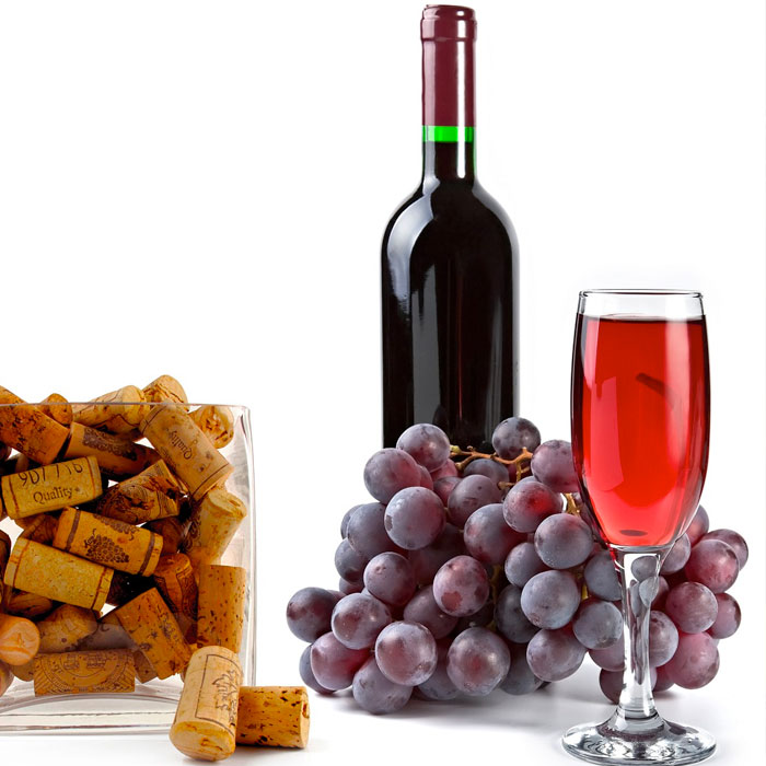 red wine and grapes
